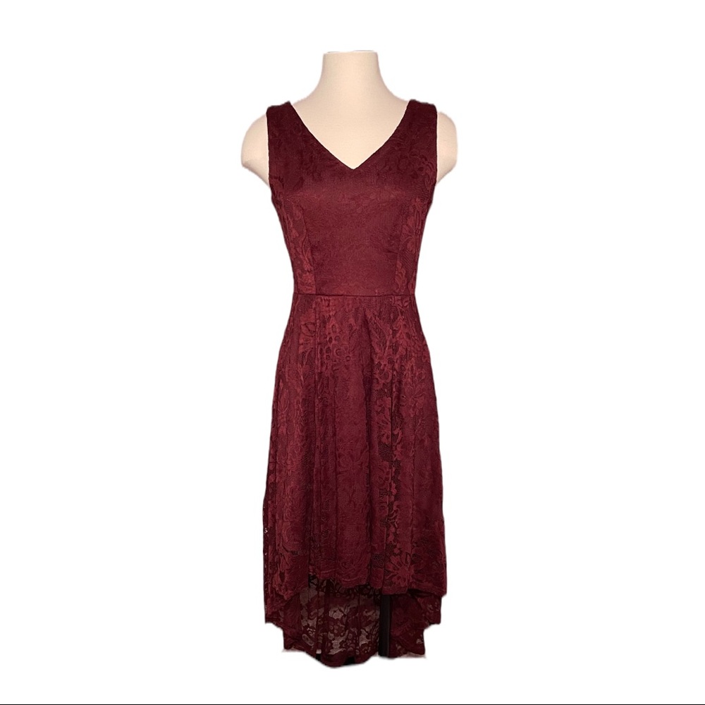 NWOT Beautiful Maroon MUADRESS Lace Asymmetrical Dress Size S